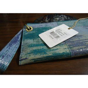 NWT Hobo Intl Cracked Glass Blue Greens Vida 10x4 Wristlet Organizer Pkts